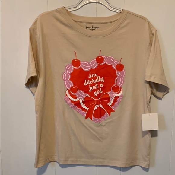 Free Kisses Beige T-Shirt with Heart and Cherry Design - Picture 1 of 4
